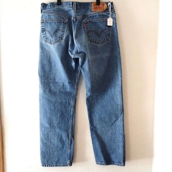 Levi's 501 Button Fly Straight Leg Mens Jeans Tag Size 38x34 Grade B! 11b - Picture 2 of 3